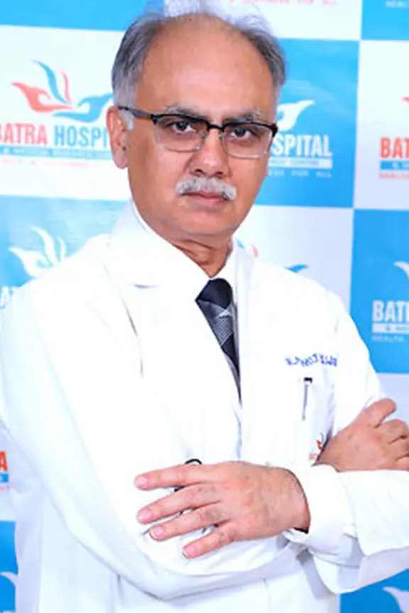 Dr Manoj Talwar